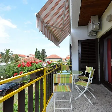 아파트먼트 아나 아파트