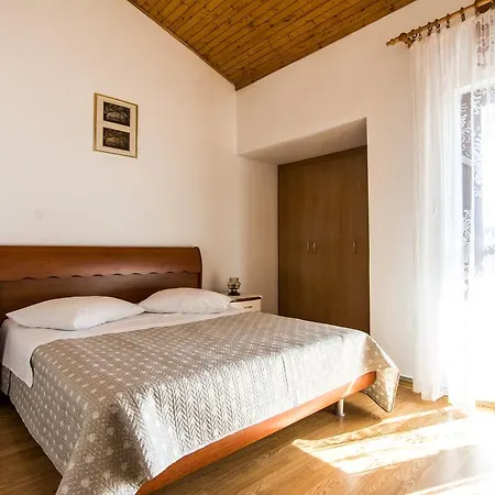 아파트먼트 아나 비오그라드나모루