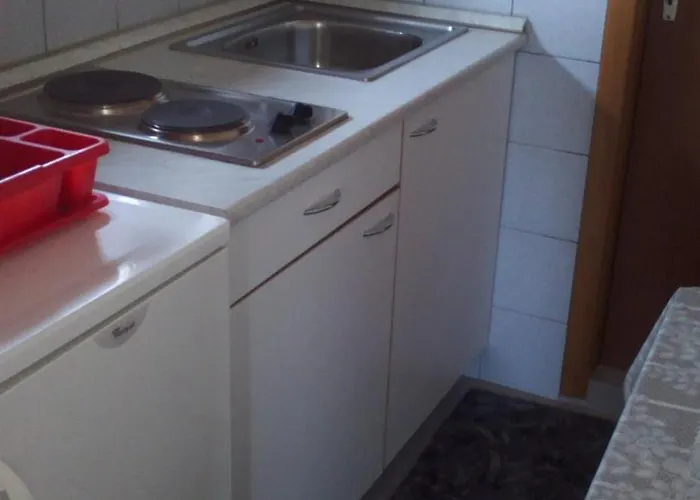 아파트먼트 아나 비오그라드나모루