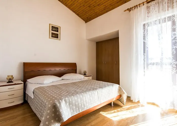 아파트먼트 아나 비오그라드나모루