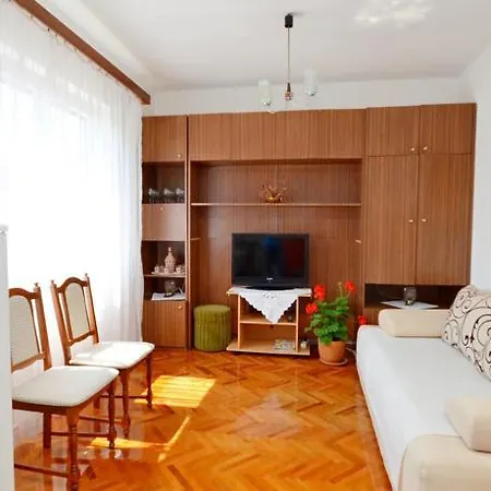 Apartment Ana Weißenburg